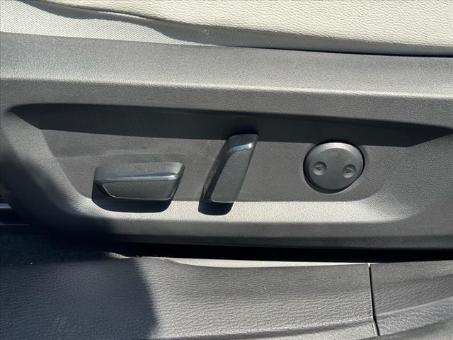2025 Mitsubishi Outlander SEL Platinum Edition