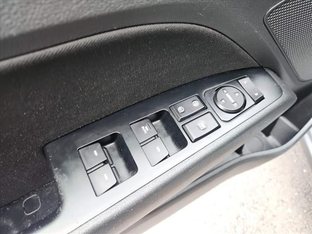 2017 Hyundai ELANTRA Value Edition