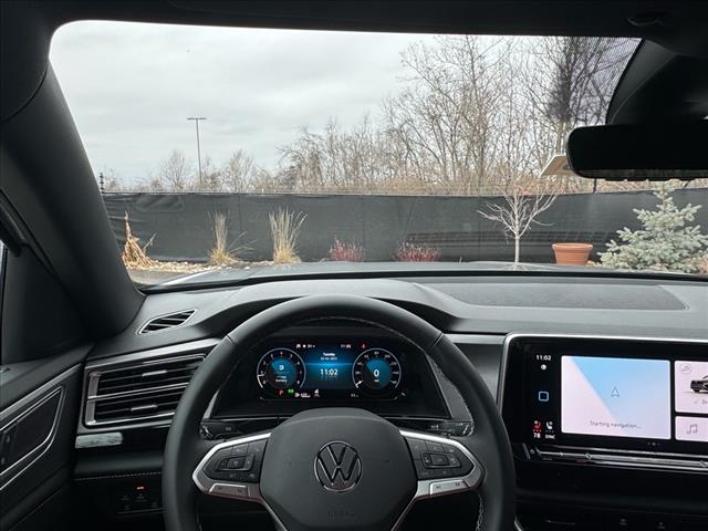2025 Volkswagen Atlas Cross Sport SE 4Motion