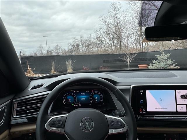 2025 Volkswagen Atlas Cross Sport SE 4Motion