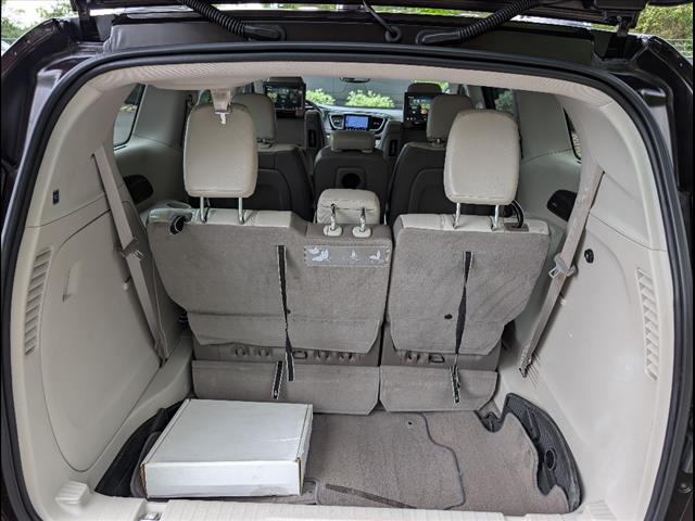 2017 Chrysler Pacifica Touring-L Plus