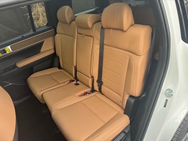 2025 Hyundai SANTA FE Limited