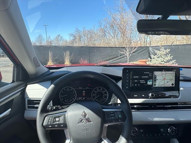2025 Mitsubishi Outlander SE