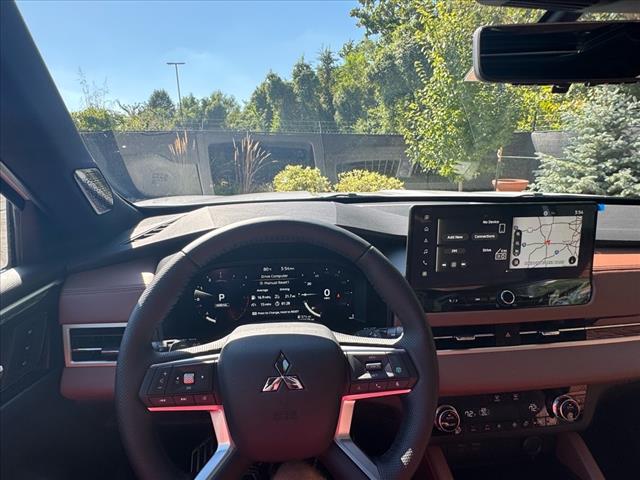 2025 Mitsubishi Outlander SEL
