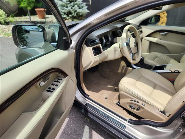 2013 Volvo XC70 T6