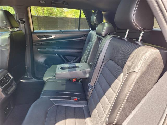 2024 Volkswagen Atlas Cross Sport SEL R-Line 4Motion