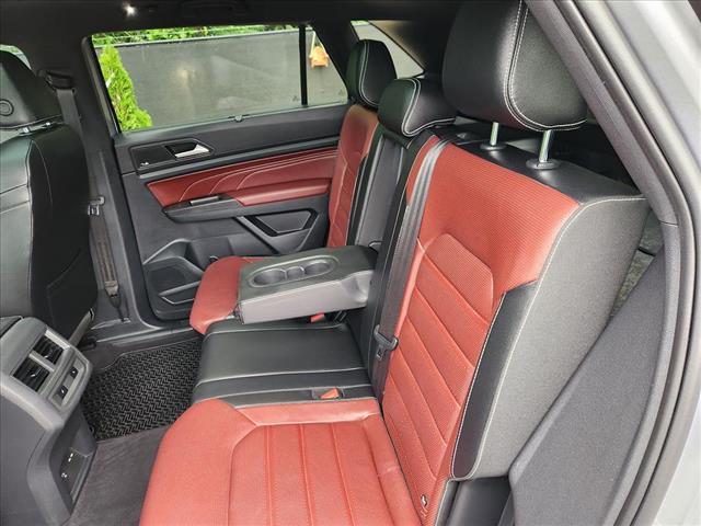 2022 Volkswagen Atlas Cross Sport V6 SEL Premium R-Line 4Motion