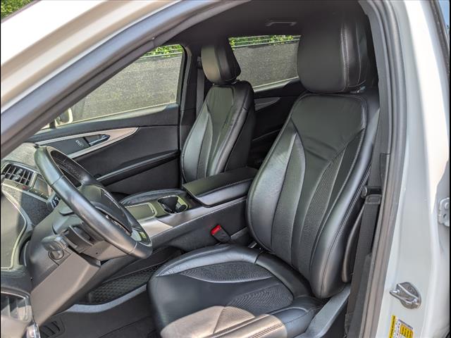 2020 Lincoln Nautilus Standard