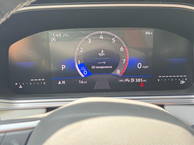 2025 Volkswagen Taos SE 4Motion
