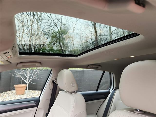 2018 Volkswagen Golf TSI SE