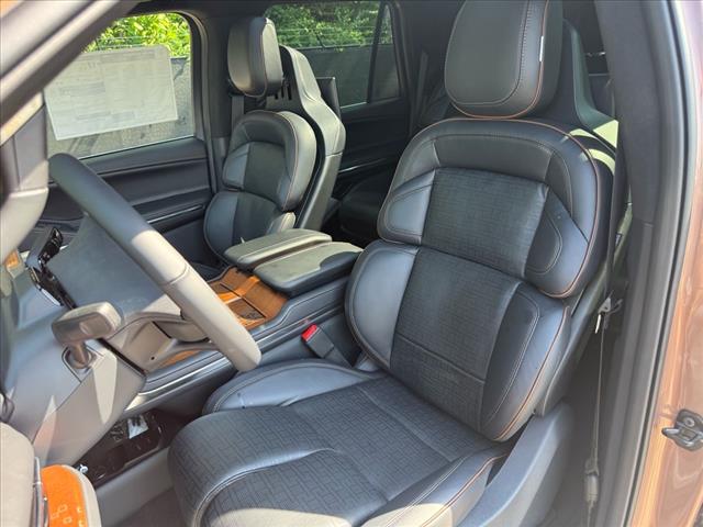 2025 Lincoln Navigator Black Label