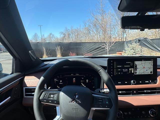 2025 Mitsubishi Outlander SEL
