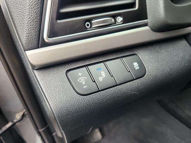 2017 Hyundai ELANTRA Value Edition
