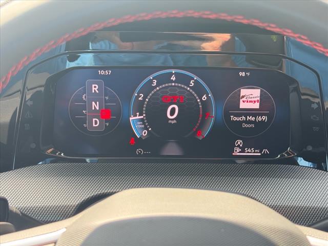 2025 Volkswagen Golf GTI SE
