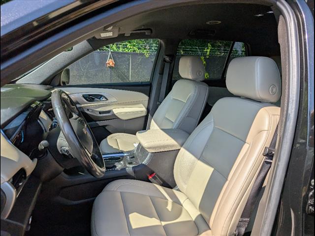 2022 Chevrolet Traverse LT Leather