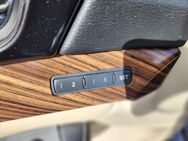 2017 Nissan Maxima Platinum