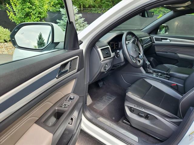 2022 Volkswagen Atlas Cross Sport V6 SEL 4Motion