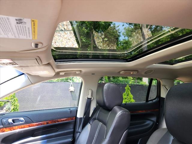 2019 Lincoln MKT Reserve