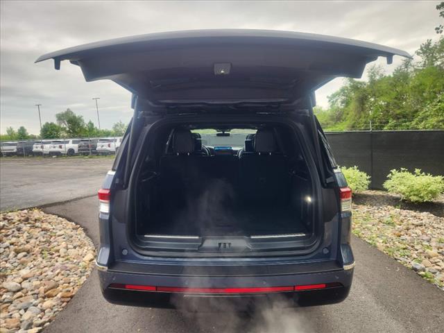 2023 Lincoln Navigator L Reserve