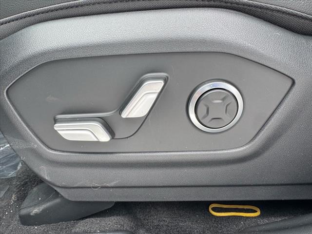 2025 Hyundai SANTA FE Hybrid Limited