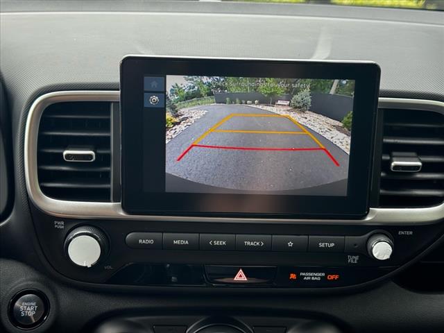2025 Hyundai VENUE SEL