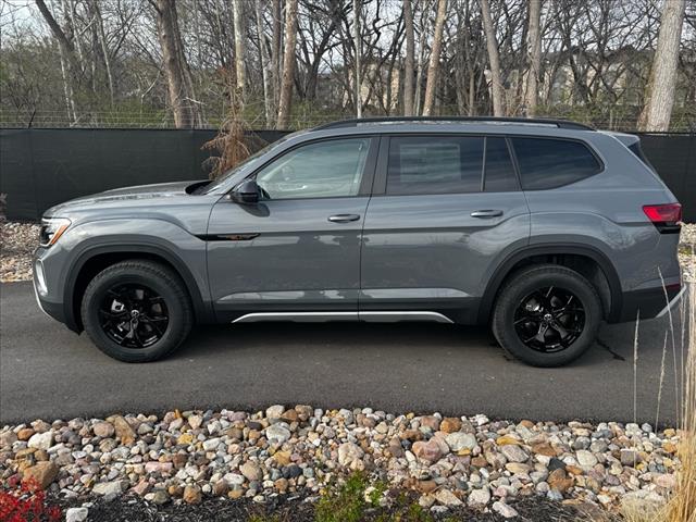 2025 Volkswagen Atlas Peak Edition 4Motion