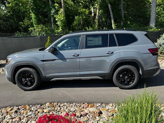 2025 Volkswagen Atlas Peak Edition 4Motion