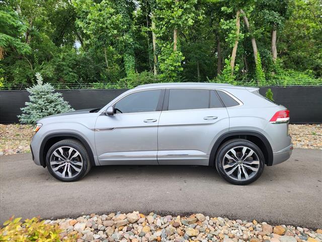 2022 Volkswagen Atlas Cross Sport V6 SEL Premium R-Line 4Motion