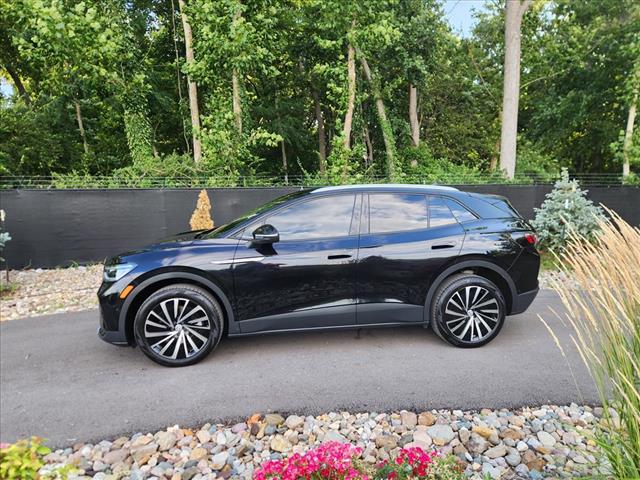 2023 Volkswagen ID.4 Pro S Plus w/ VW Sound