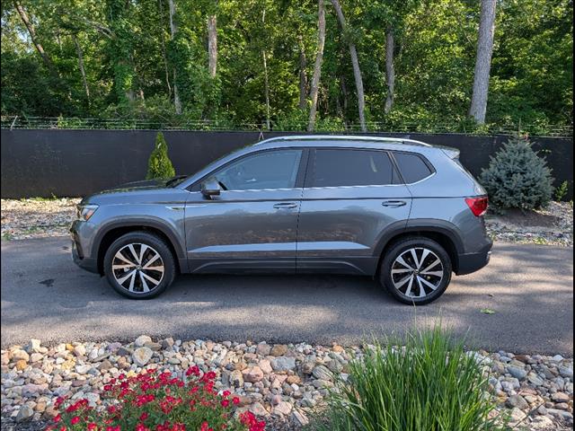 2022 Volkswagen Taos SE 4Motion