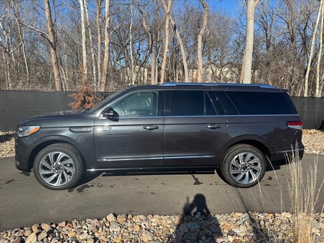 2024 Lincoln Navigator L Reserve