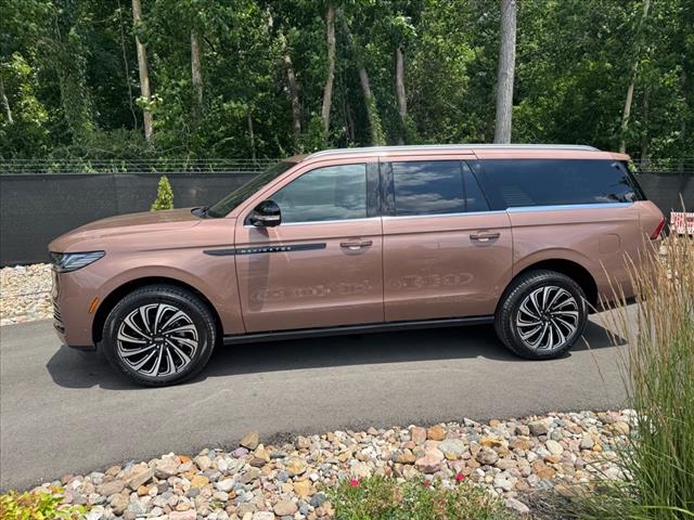 2025 Lincoln Navigator L Black Label