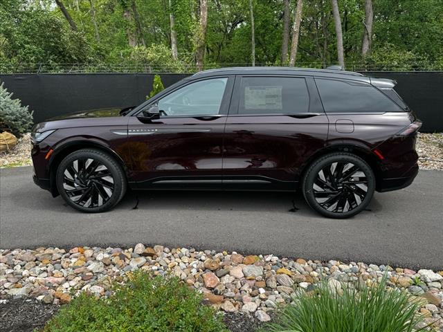 2025 Lincoln Nautilus Reserve