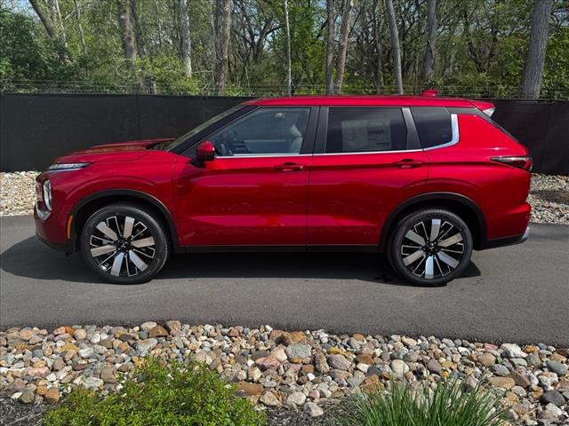 2025 Mitsubishi Outlander SE