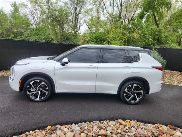 2024 Mitsubishi Outlander SEL
