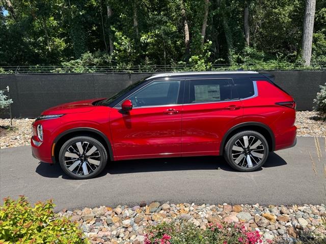 2025 Mitsubishi Outlander SEL