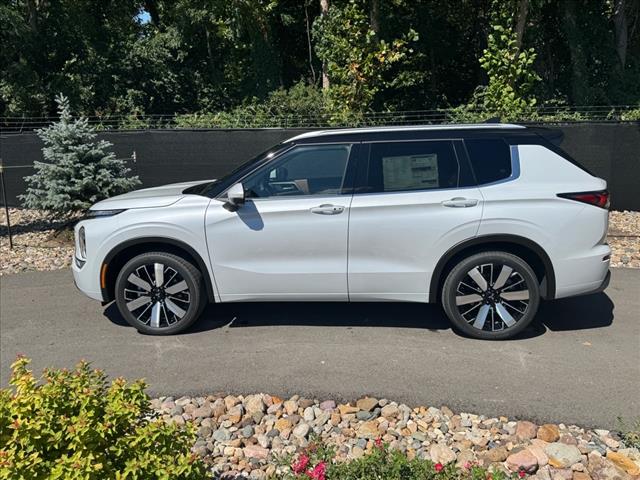 2025 Mitsubishi Outlander SEL