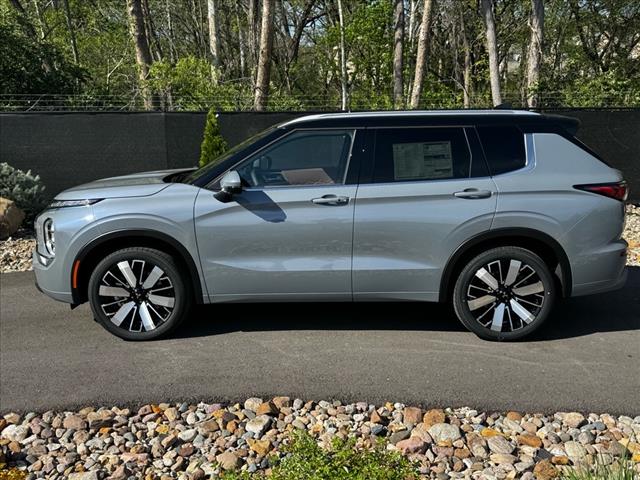 2025 Mitsubishi Outlander SEL