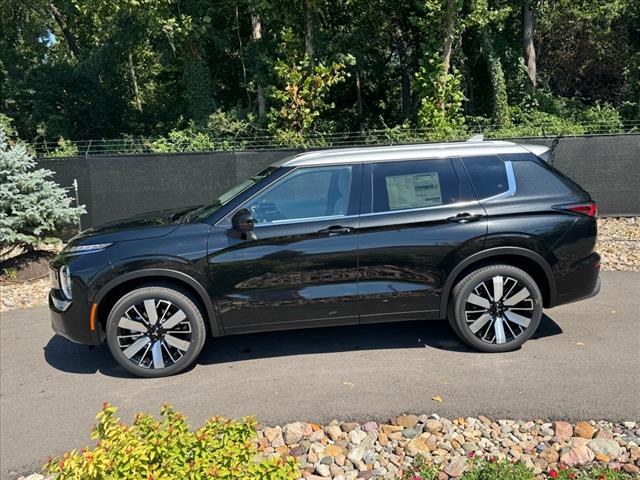 2025 Mitsubishi Outlander SEL Platinum Edition