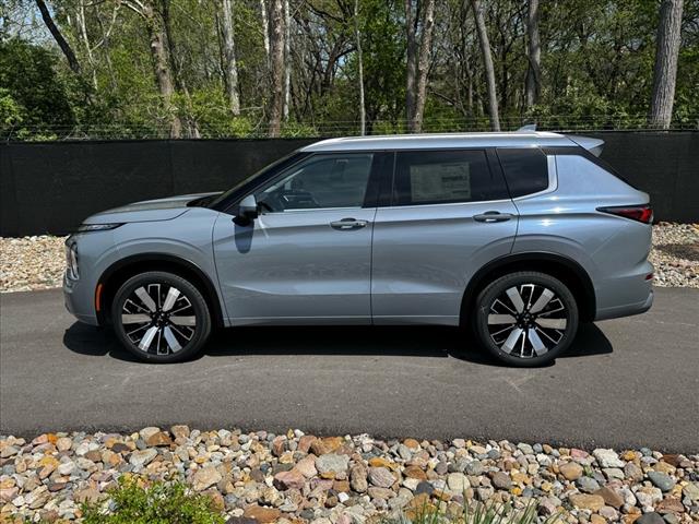 2025 Mitsubishi Outlander SEL