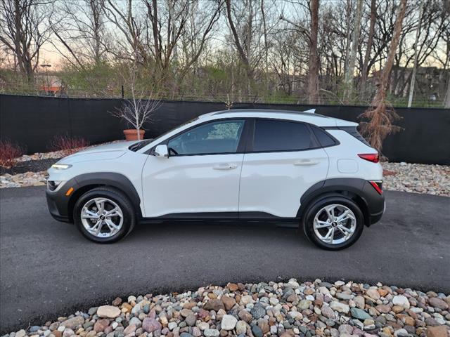 2022 Hyundai KONA SEL