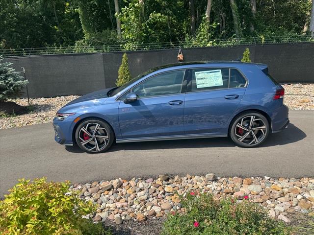 2025 Volkswagen Golf GTI SE