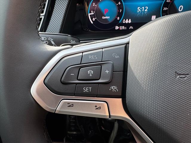 2025 Volkswagen Atlas Cross Sport SEL R-Line Black 4Motion
