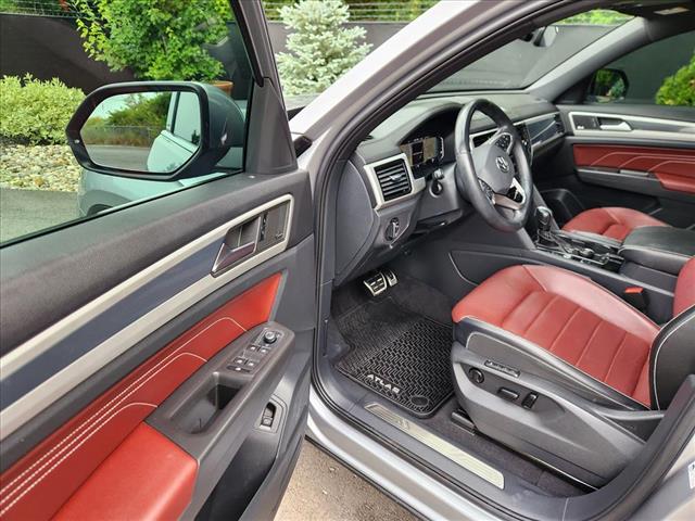 2022 Volkswagen Atlas Cross Sport V6 SEL Premium R-Line 4Motion