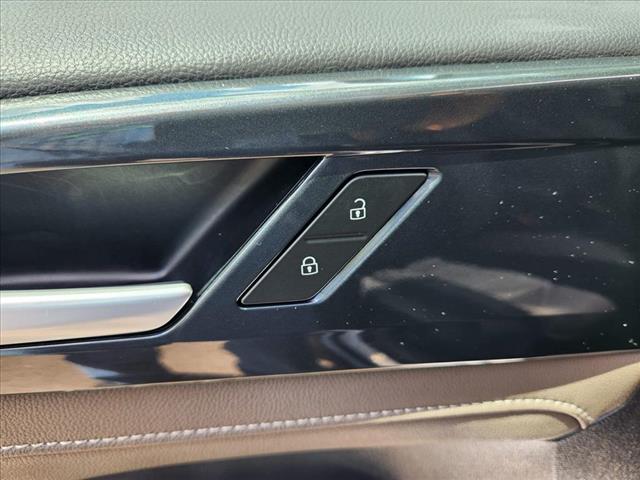 2022 Volkswagen Taos SEL 4Motion