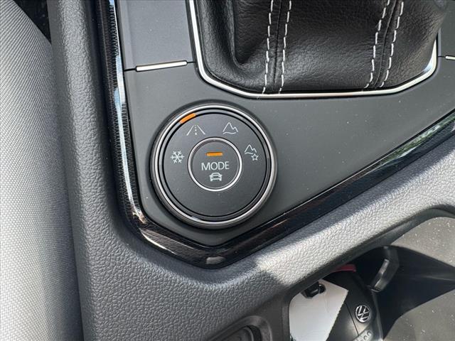 2025 Volkswagen Taos S 4Motion