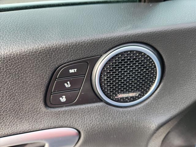 2023 Hyundai SONATA Hybrid Limited