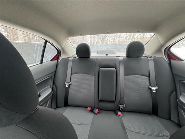 2024 Mitsubishi Mirage G4 LE