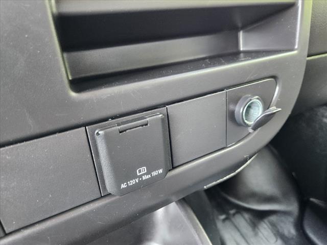 2023 Chevrolet Express 2500