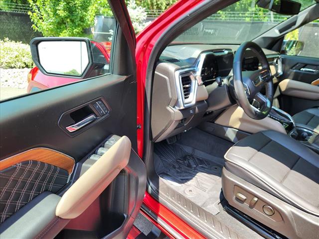 2024 GMC Canyon Denali